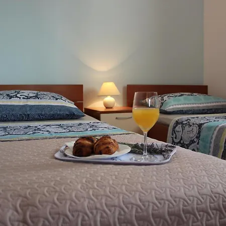 Apartman By The Sea Lukoran, Ugljan - 20387 *